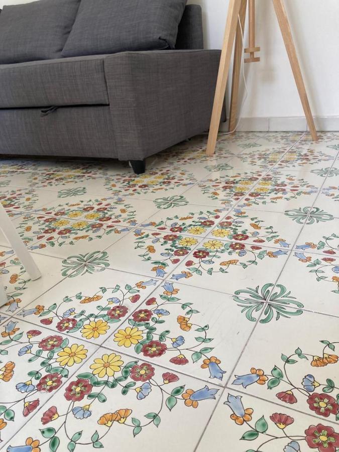 A Casa Di Nonna Ida, Nel Cuore Pulsante Di Napoli Екстер'єр фото